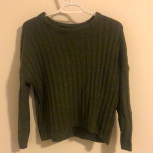 Woollen sweater dark green